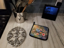 Load image into Gallery viewer, Dove Pot Holders - Set of 2 Decorative Kitchen Helpers | Made in the USA