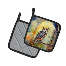 Load image into Gallery viewer, Great Horned Owl Pot Holders - Set of 2 Decorative Kitchen Helpers | Made in the USA