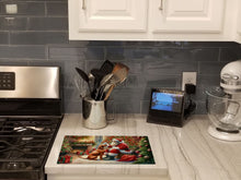 Load image into Gallery viewer, Vizsla and Santa Claus Glass Cutting Boards – Durable, Decorative Kitchen Art