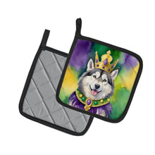 Load image into Gallery viewer, Alaskan Malamute King of Mardi Gras Pot Holders - Set of 2 Decorative Kitchen Helpers | Made in the USA