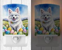 Load image into Gallery viewer, American Eskimo Easter Egg Hunt Ceramic Night Light