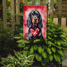 Load image into Gallery viewer, Gordon Setter Valentine’s Day Garden Flag – Dog-Themed Heart Yard Decor