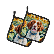 Load image into Gallery viewer, Brittany Spaniel in Sunflowers Pot Holders - Set of 2 Decorative Kitchen Helpers | Made in the USA
