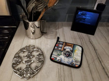 Load image into Gallery viewer, Keeshond The Chef Pot Holders - Set of 2 Decorative Kitchen Helpers | Made in the USA