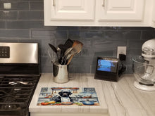 Load image into Gallery viewer, Black Labrador Retriever The Chef Glass Cutting Boards – Durable, Decorative Kitchen Art