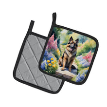 Load image into Gallery viewer, Belgian Tervuren Spring Path Pot Holders - Set of 2 Decorative Kitchen Helpers | Made in the USA