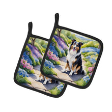 Load image into Gallery viewer, Collie Spring Path Pot Holders - Set of 2 Decorative Kitchen Helpers | Made in the USA