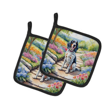 Load image into Gallery viewer, English Setter Spring Path Pot Holders - Set of 2 Decorative Kitchen Helpers | Made in the USA