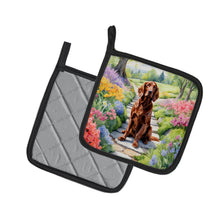 Load image into Gallery viewer, Irish Setter Spring Path Pot Holders - Set of 2 Decorative Kitchen Helpers | Made in the USA