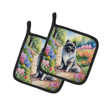Load image into Gallery viewer, Keeshond Spring Path Pot Holders - Set of 2 Decorative Kitchen Helpers | Made in the USA