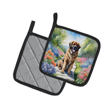 Load image into Gallery viewer, Leonberger Spring Path Pot Holders - Set of 2 Decorative Kitchen Helpers | Made in the USA