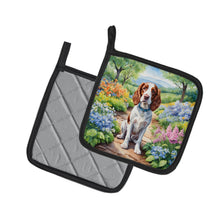 Load image into Gallery viewer, Welsh Springer Spaniel Spring Path Pot Holders - Set of 2 Decorative Kitchen Helpers | Made in the USA