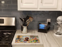 Load image into Gallery viewer, Decorating Easter Irish Setter Glass Cutting Boards – Durable, Decorative Kitchen Art