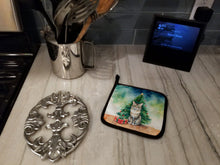 Load image into Gallery viewer, Dwelf Cat By the Christmas Tree Pot Holders - Set of 2 Decorative Kitchen Helpers | Made in the USA