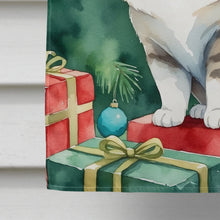 Load image into Gallery viewer, Munchkin Cat By the Christmas Tree House Flag