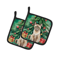 Load image into Gallery viewer, Tonkinese Cat By the Christmas Tree Pot Holders - Set of 2 Decorative Kitchen Helpers | Made in the USA