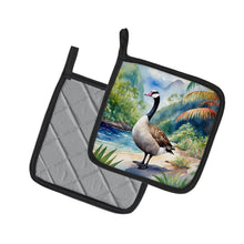 Load image into Gallery viewer, Hawaii Hawaiian Goose Pot Holders - Set of 2 Decorative Kitchen Helpers | Made in the USA