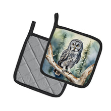 Load image into Gallery viewer, Great Gray Owl Pot Holders - Set of 2 Decorative Kitchen Helpers | Made in the USA