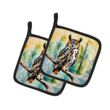 Load image into Gallery viewer, Great Horned Owl Pot Holders - Set of 2 Decorative Kitchen Helpers | Made in the USA