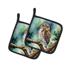 Load image into Gallery viewer, Northern Pygmy Owl Pot Holders - Set of 2 Decorative Kitchen Helpers | Made in the USA