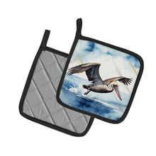 Load image into Gallery viewer, Pelican Diving Pot Holders - Set of 2 Decorative Kitchen Helpers | Made in the USA
