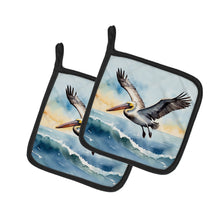 Load image into Gallery viewer, Pelican Soaring Pot Holders - Set of 2 Decorative Kitchen Helpers | Made in the USA