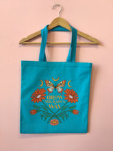 Load image into Gallery viewer, Colorful Graphic Print Tote bags