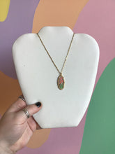 Load image into Gallery viewer, Titanium Flower Pendant Necklaces