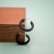 Load image into Gallery viewer, Black Lucite Mini Thread Hoop Earrings