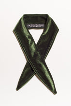 Load image into Gallery viewer, &#39;70s Dream - Scarf Tie