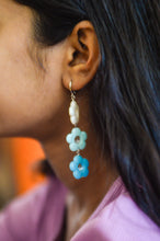 Load image into Gallery viewer, Blueberry Drip Flower Dangle