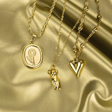 Load image into Gallery viewer, Body Shaped Titanium Necklace