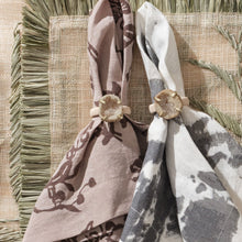 Load image into Gallery viewer, Rustic druzy napkin rings, natural, set of four