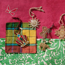 Load image into Gallery viewer, Crown hanging ornament