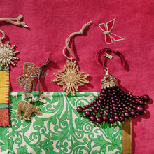 Load image into Gallery viewer, Hanging pearl tassel, plum