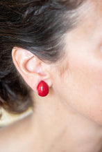 Load image into Gallery viewer, Grey Faceted Teardrop Stud Earrings