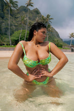 Load image into Gallery viewer, Kiwi Isla Top