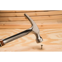 Load image into Gallery viewer, Estwing E20S 20oz Rip Hammer w/ Leather Grip