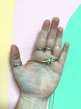 Load image into Gallery viewer, Titanium Butterfly Circle Chain Necklace