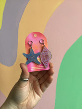 Load image into Gallery viewer, Mix N’ Match Summer Shell Earrings