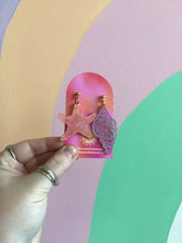 Load image into Gallery viewer, Mix N’ Match Summer Shell Earrings