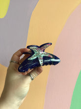 Load image into Gallery viewer, Glitter and Pearls Shell Hair Claws