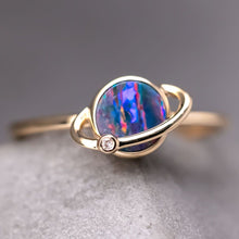 Load image into Gallery viewer, Earth and Moon Design Doublet Opal &amp; Diamond Ring 18K Yellow Gold