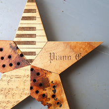 Load image into Gallery viewer, Engraved Piano Stars