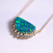 Load image into Gallery viewer, Exquisite Black Opal Halo Diamond Necklace 18K Yellow Gold