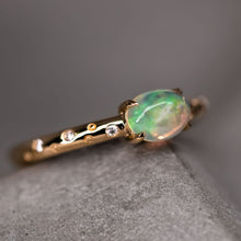Load image into Gallery viewer, Exquisite 18K Gold Engagement Ring with Mexican Fire Opal Diamonds