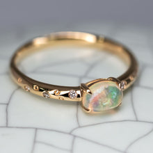 Load image into Gallery viewer, Exquisite 18K Gold Engagement Ring with Mexican Fire Opal Diamonds