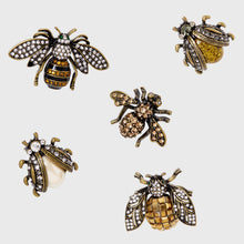 Load image into Gallery viewer, Mini bug clip set, gold