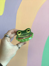 Load image into Gallery viewer, Froggy Hair Claws