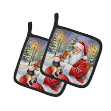 Load image into Gallery viewer, Beagle with Santa Claus Pair of Pot Holders